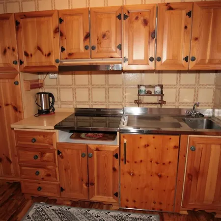 瓦尔法萨公寓 * 卡纳泽伊