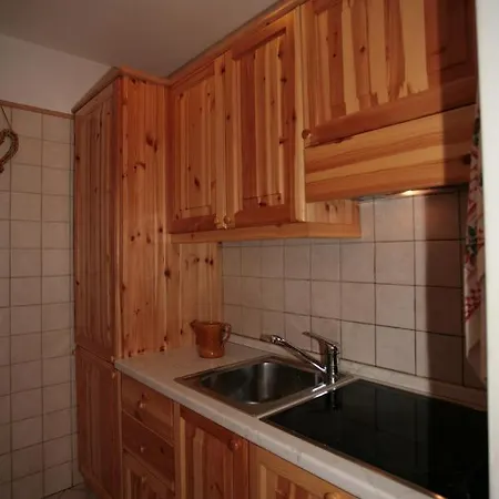 Valfassa Apartamento Canazei