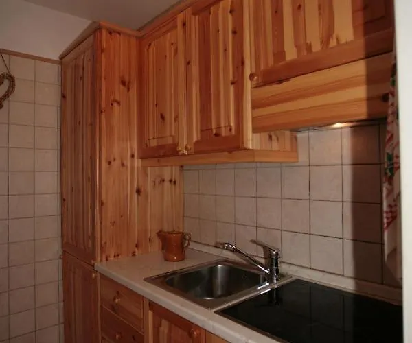 Valfassa Lägenhet Canazei