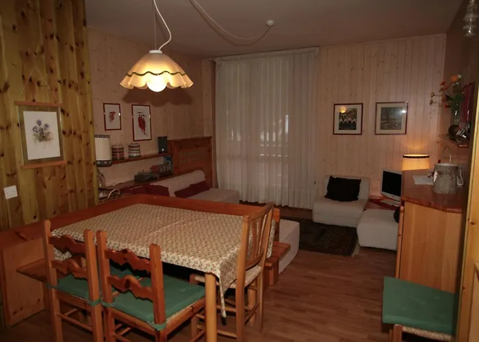 Valfassa Apartamento Canazei
